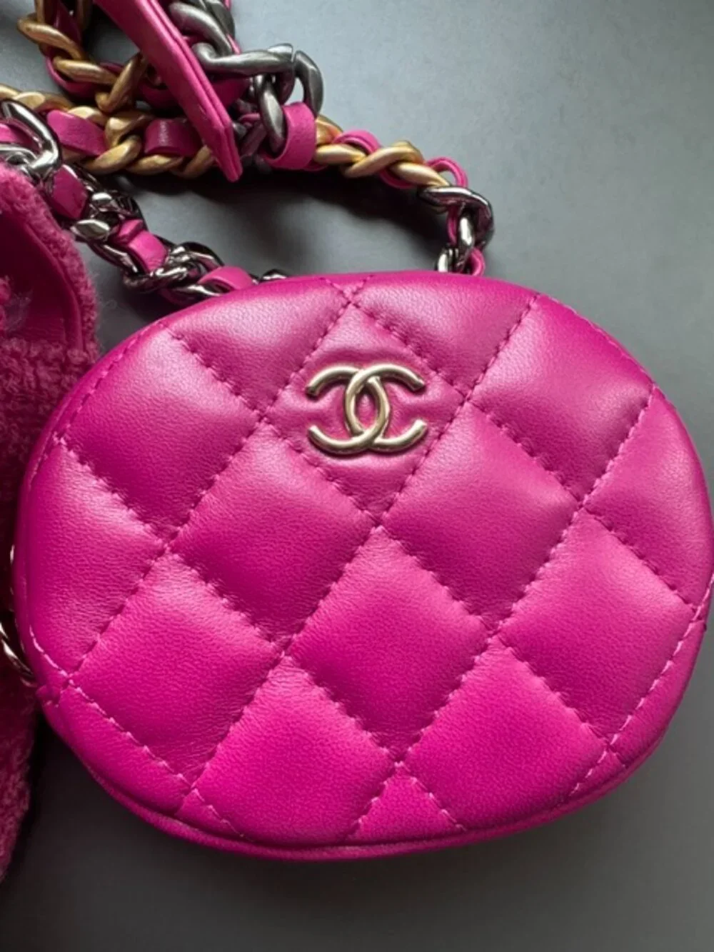 Chanel Pink Tweed 19 Wallet on Chain FW 2019 with lambskin coin purse NIB